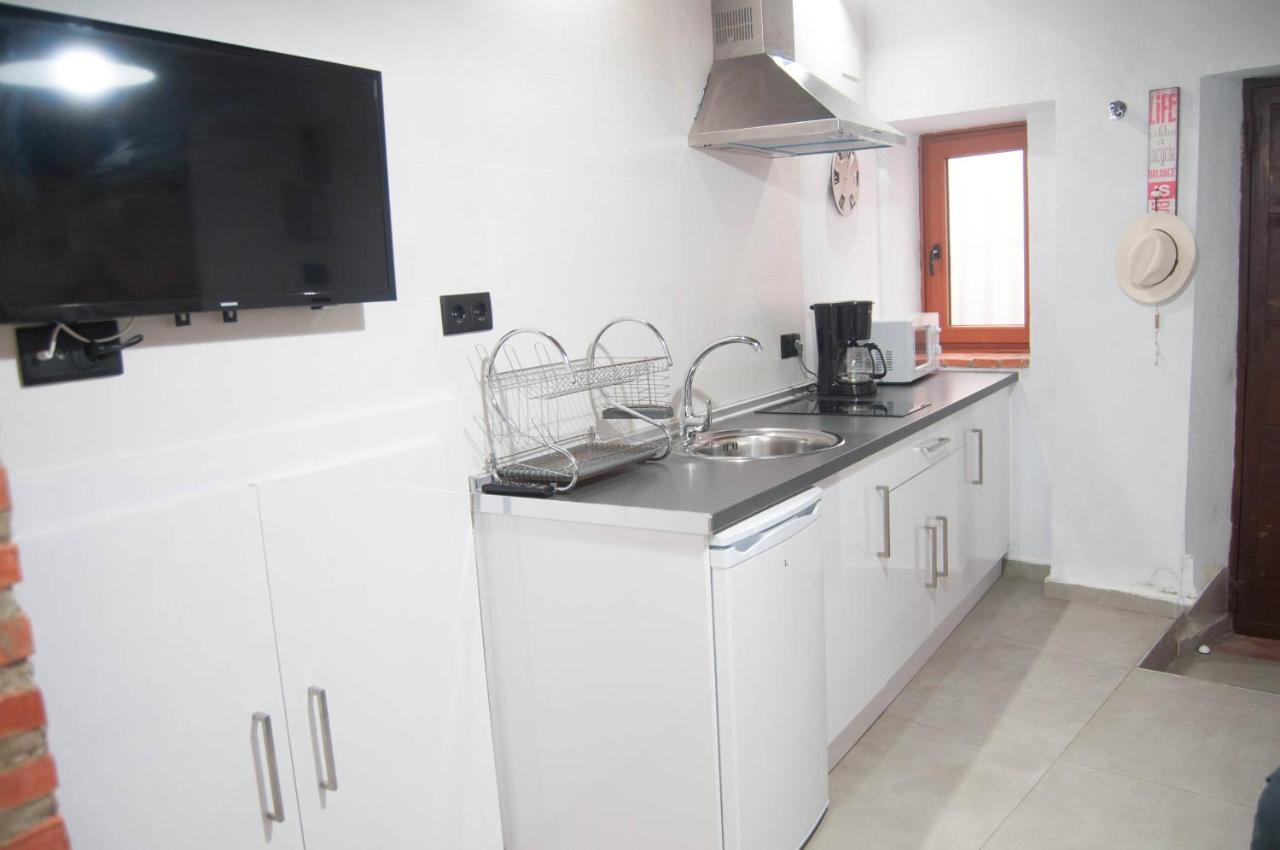 Caleros 8 Estudio - Apartamentos de la Parte Antigua de Cáceres Exterior foto